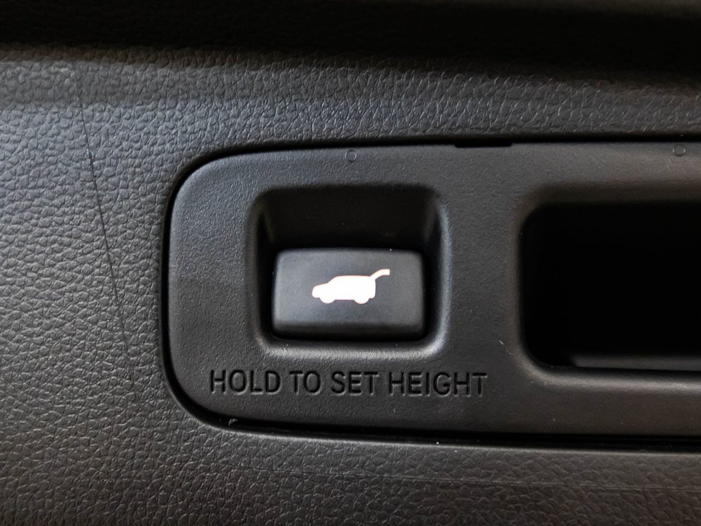 Honda CR-V EX-L 2024 à Montréal, Québec - 16 - w1024h768px