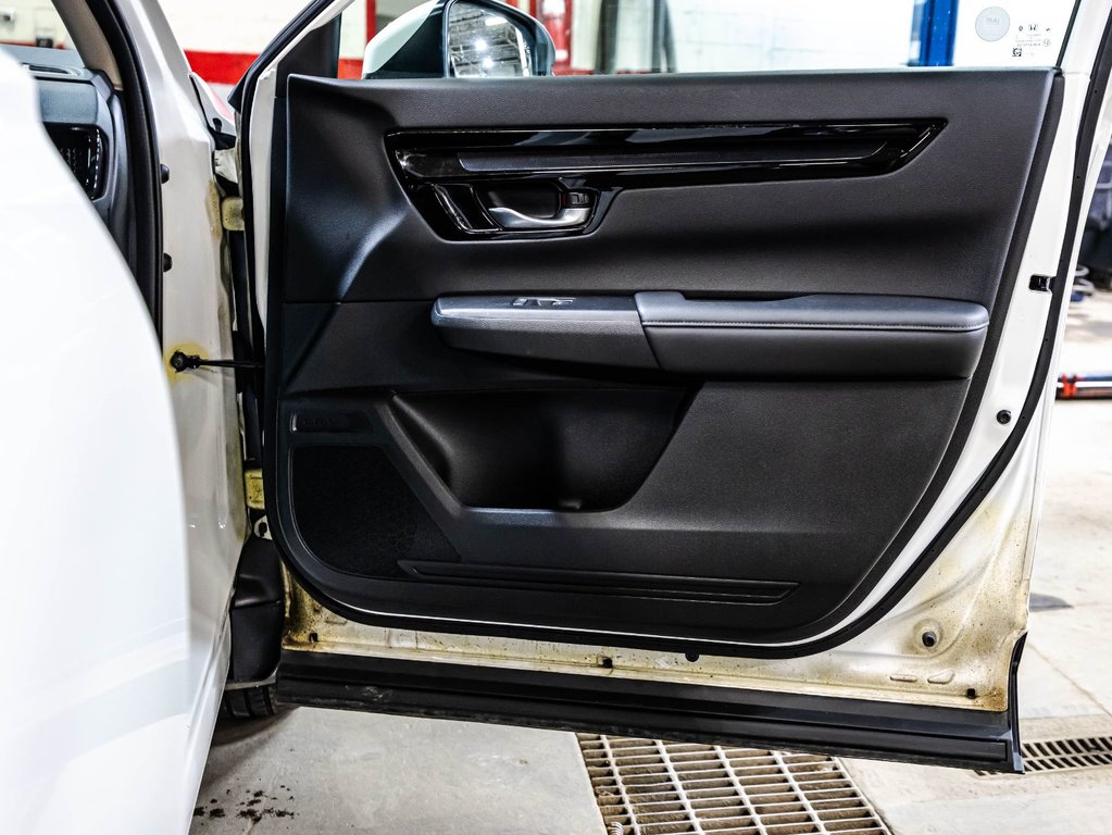 Honda CR-V EX-L 2024 à Montréal, Québec - 18 - w1024h768px