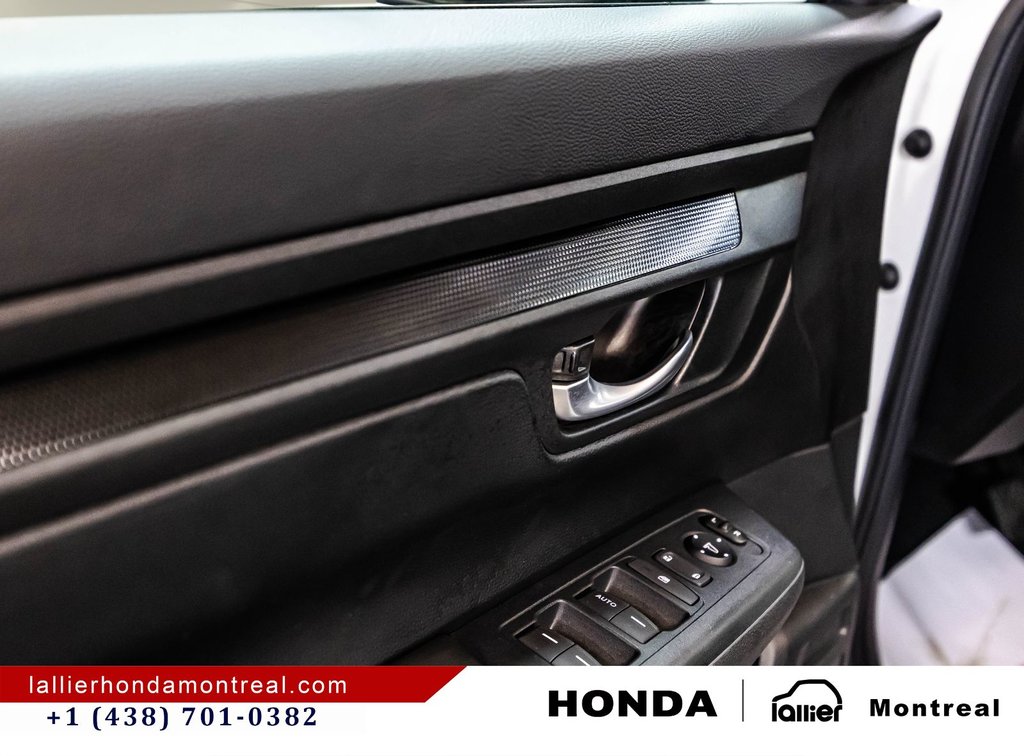 Honda CR-V LX-B 2024 à Montréal, Québec - 11 - w1024h768px