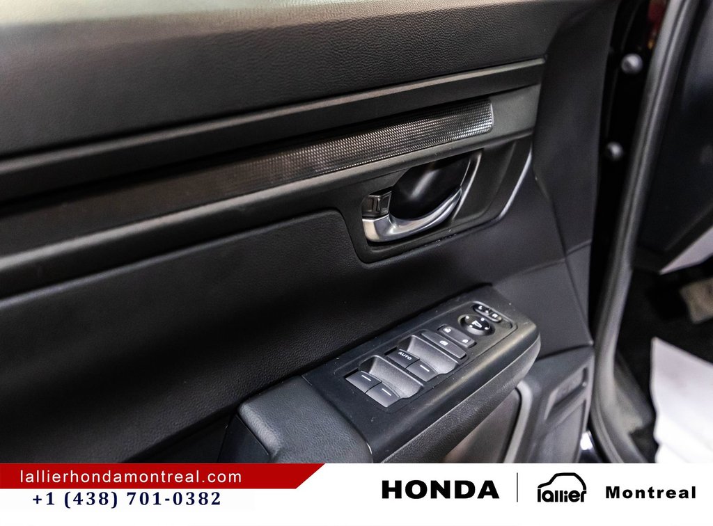 Honda CR-V LX-B 2024 à Montréal, Québec - 12 - w1024h768px