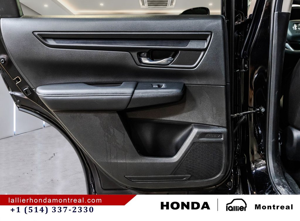 Honda CR-V LX-B AWD 2024 à Montréal, Québec - 12 - w1024h768px