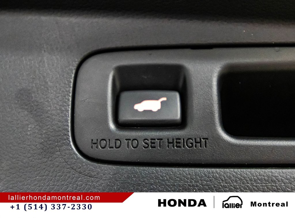 2024 Honda CR-V SPORT in Montréal, Quebec - 16 - w1024h768px
