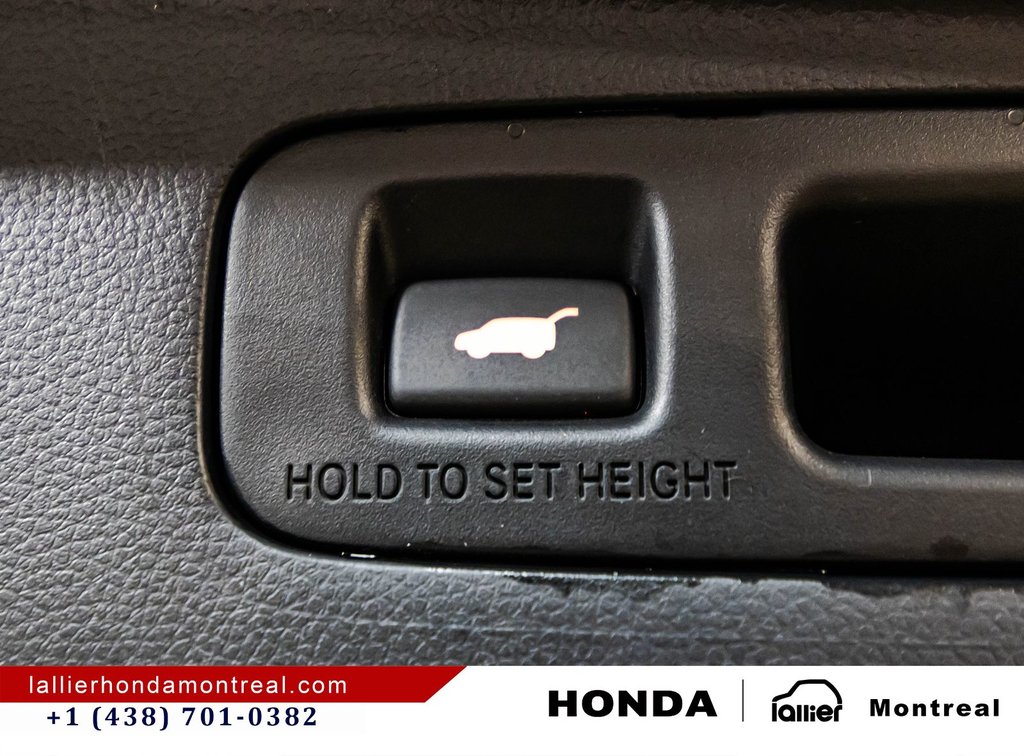 2025 Honda CR-V Sport in Montréal, Quebec - 16 - w1024h768px