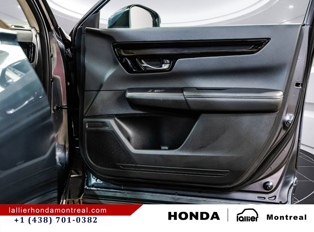 2025 Honda CR-V Sport in Montréal, Quebec - 18 - w1024h768px