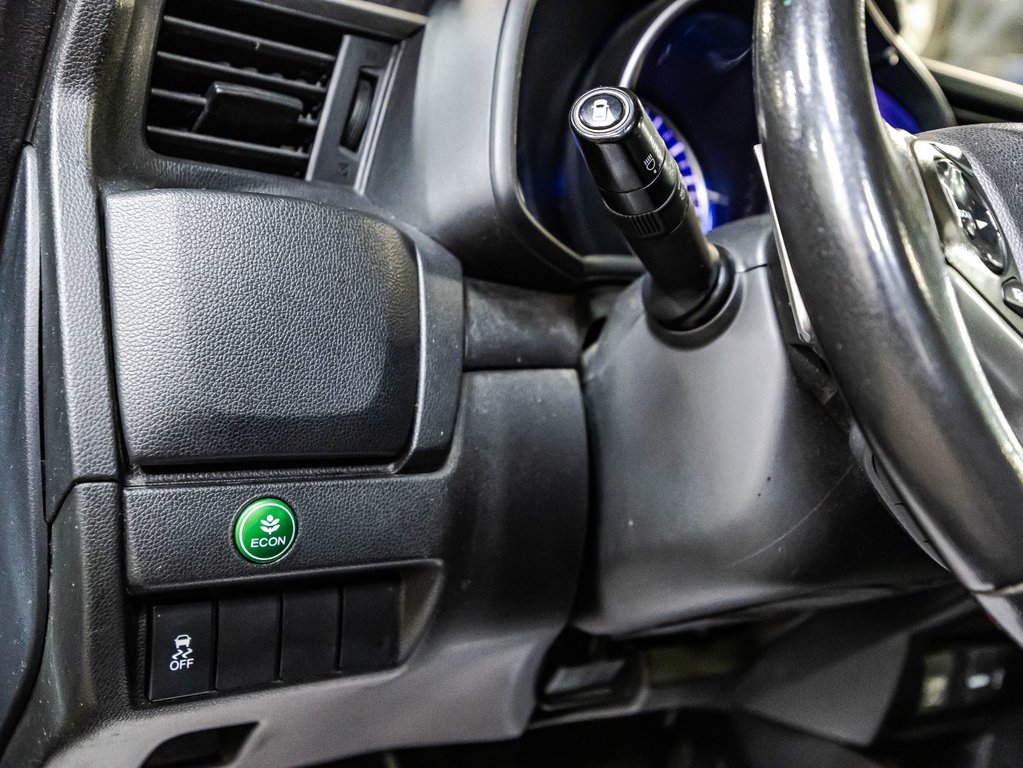 2017 Honda Fit EX in Montréal, Quebec - 21 - w1024h768px