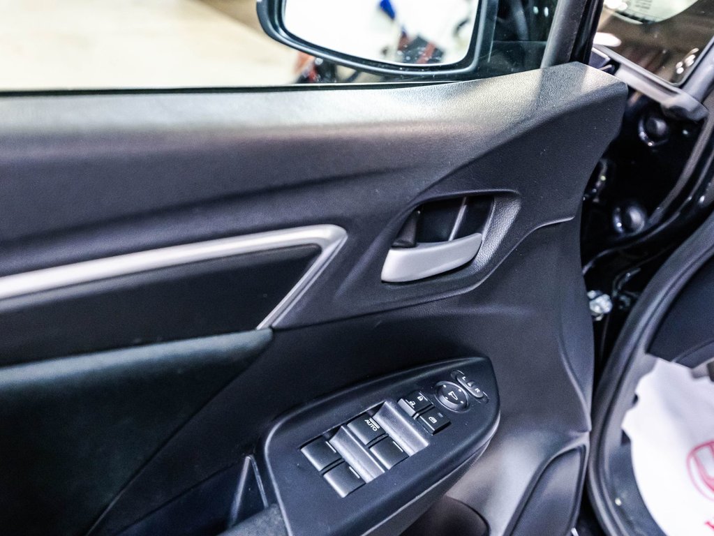 2020 Honda Fit LX in , Quebec - 11 - w1024h768px