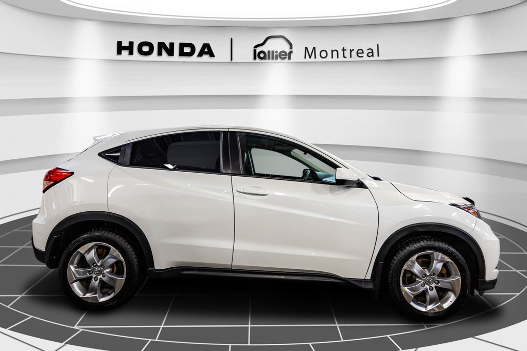 2016 Honda HR-V LX in Montréal, Quebec - 8 - w1024h768px