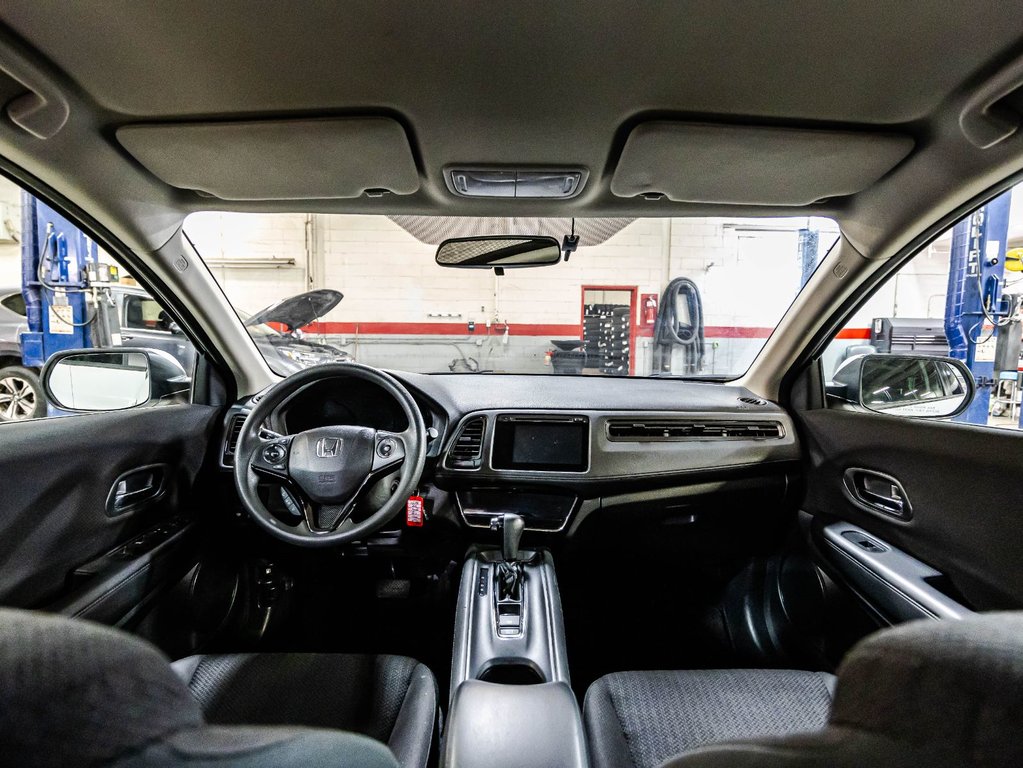 2016 Honda HR-V LX in Montréal, Quebec - 14 - w1024h768px