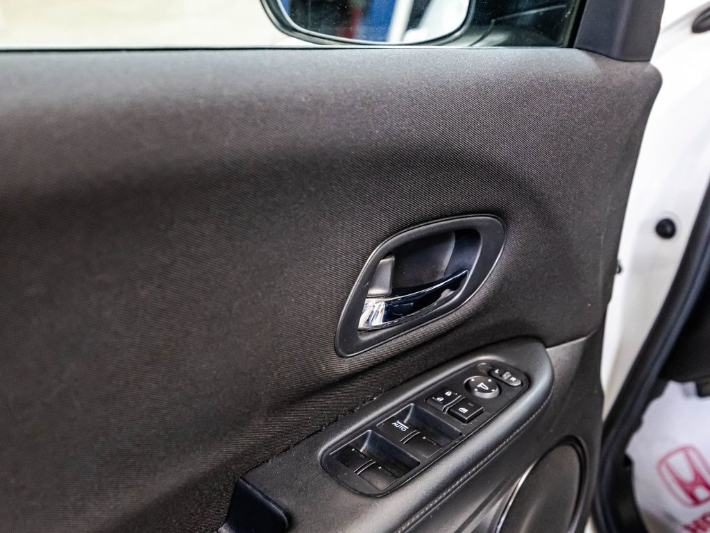 2016 Honda HR-V LX in Montréal, Quebec - 11 - w1024h768px