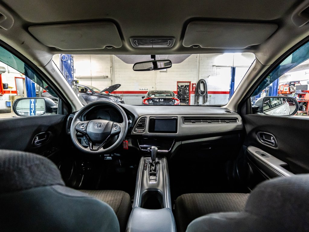 2016 Honda HR-V LX in Montréal, Quebec - 14 - w1024h768px