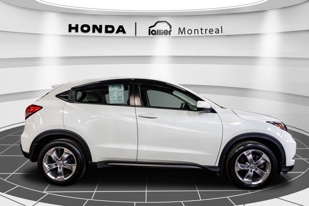 2016 Honda HR-V LX in Montréal, Quebec - 8 - w1024h768px