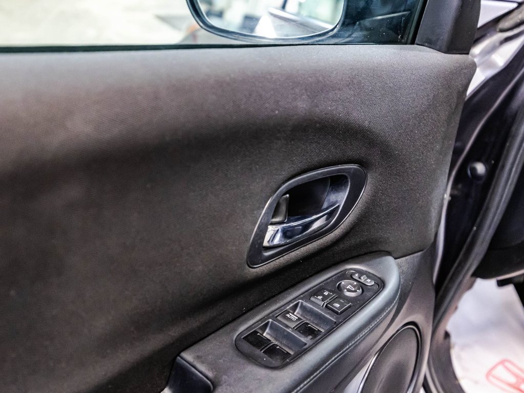 2017 Honda HR-V LX in , Quebec - 11 - w1024h768px
