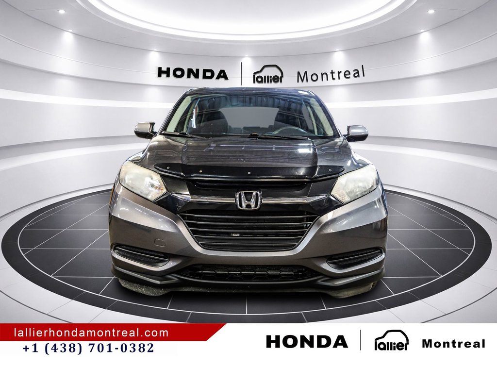 2017 Honda HR-V LX in Montréal, Quebec - 2 - w1024h768px
