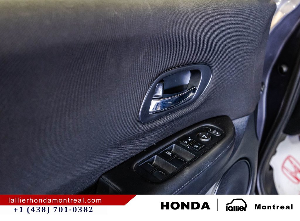 2017 Honda HR-V LX in Montréal, Quebec - 11 - w1024h768px