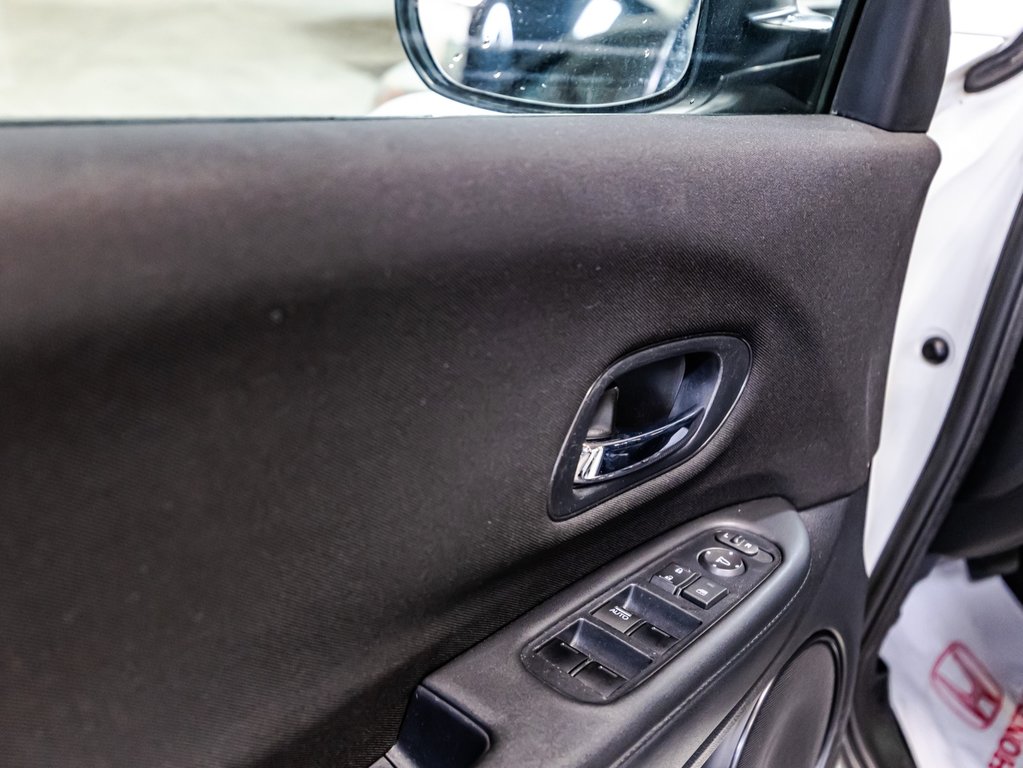 Honda HR-V LX 2018 à , Québec - 11 - w1024h768px