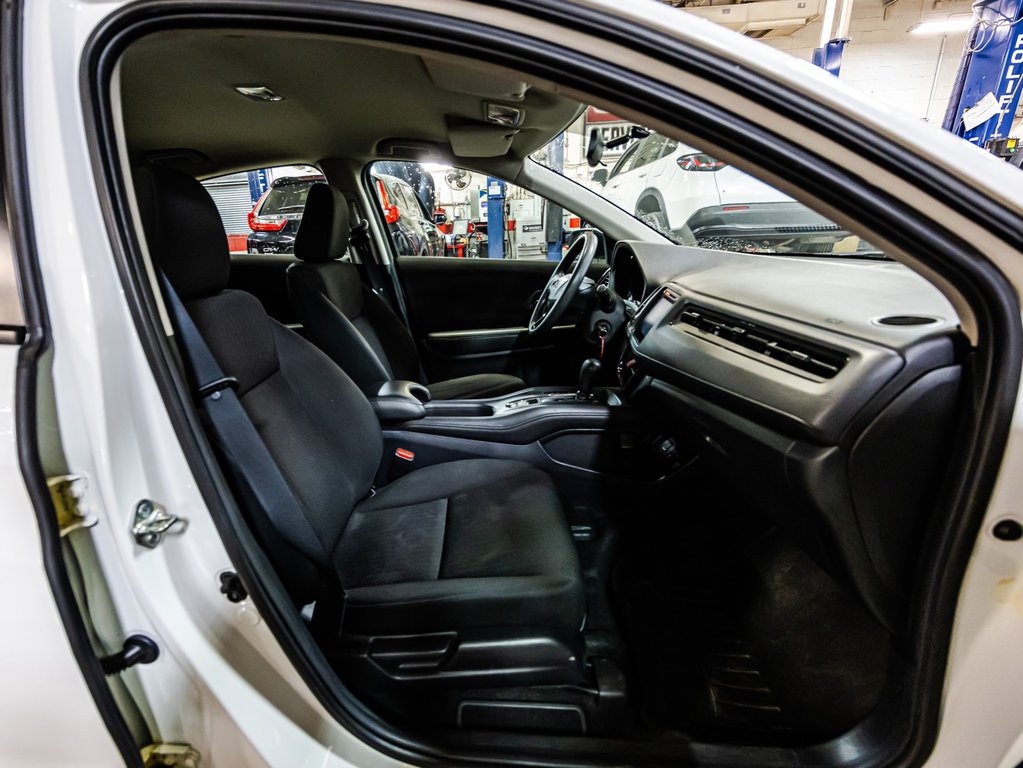 Honda HR-V LX 2018 à , Québec - 17 - w1024h768px