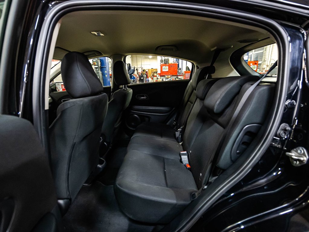 2018 Honda HR-V LX in Montréal, Quebec - 13 - w1024h768px