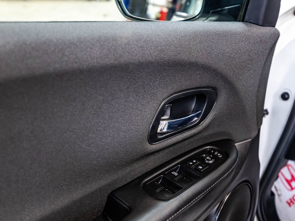 Honda HR-V LX 2021 à , Québec - 11 - w1024h768px