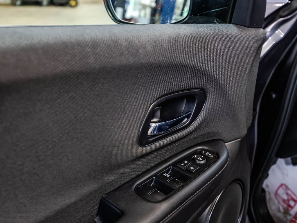 2021 Honda HR-V LX in Montréal, Quebec - 11 - w1024h768px