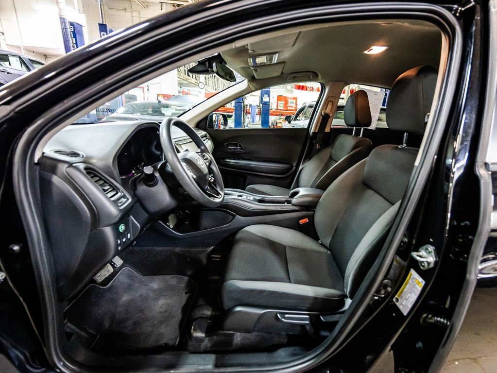 2022 Honda HR-V LX in Montréal, Quebec - 18 - w1024h768px