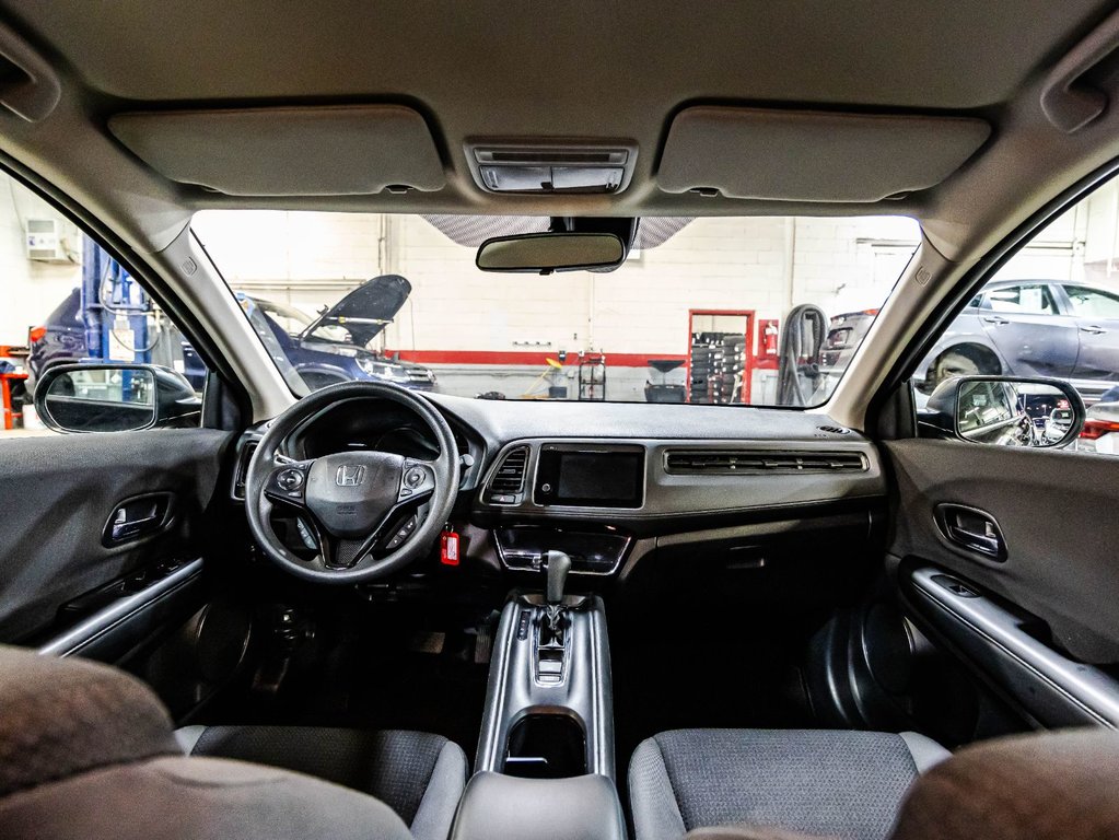 2022 Honda HR-V LX in Montréal, Quebec - 14 - w1024h768px
