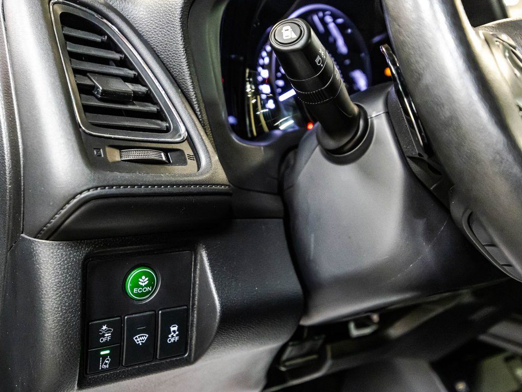 2022 Honda HR-V Touring in , Quebec - 22 - w1024h768px