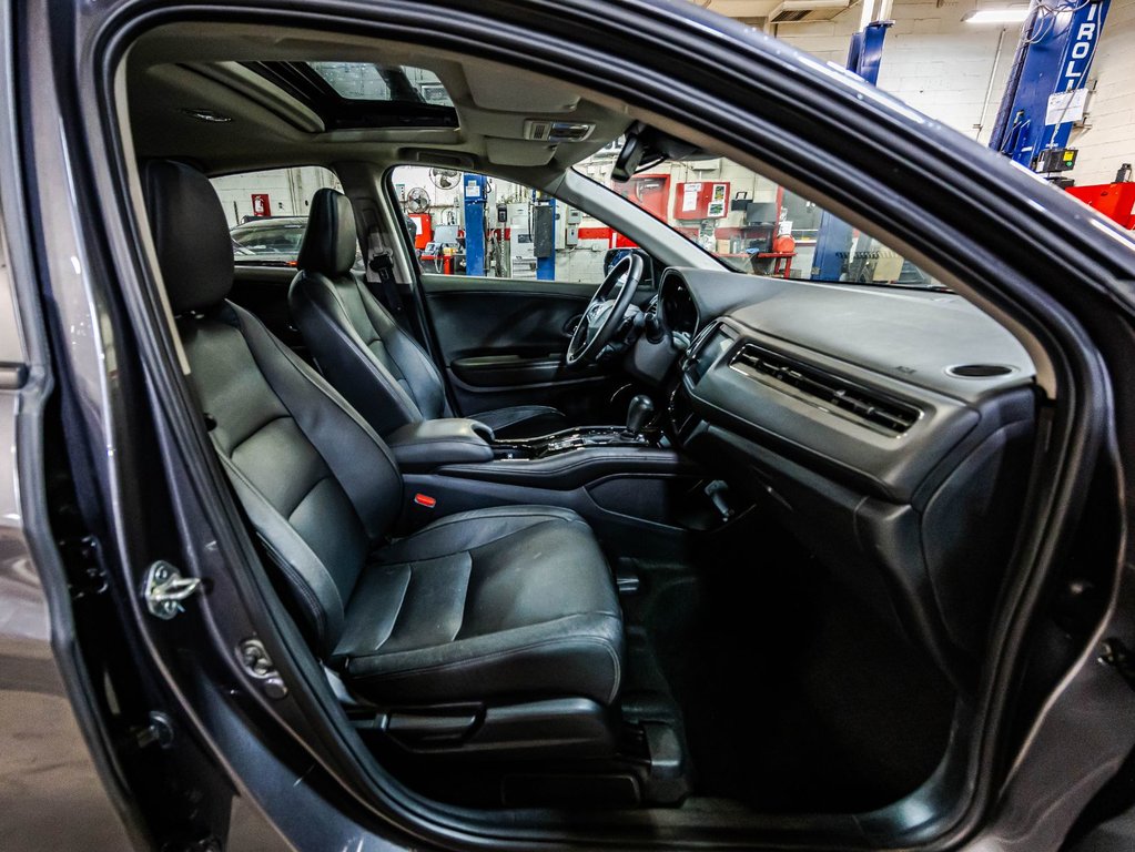 2022 Honda HR-V Touring in , Quebec - 17 - w1024h768px