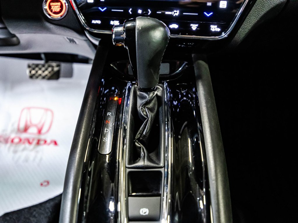 2022 Honda HR-V Touring in , Quebec - 26 - w1024h768px