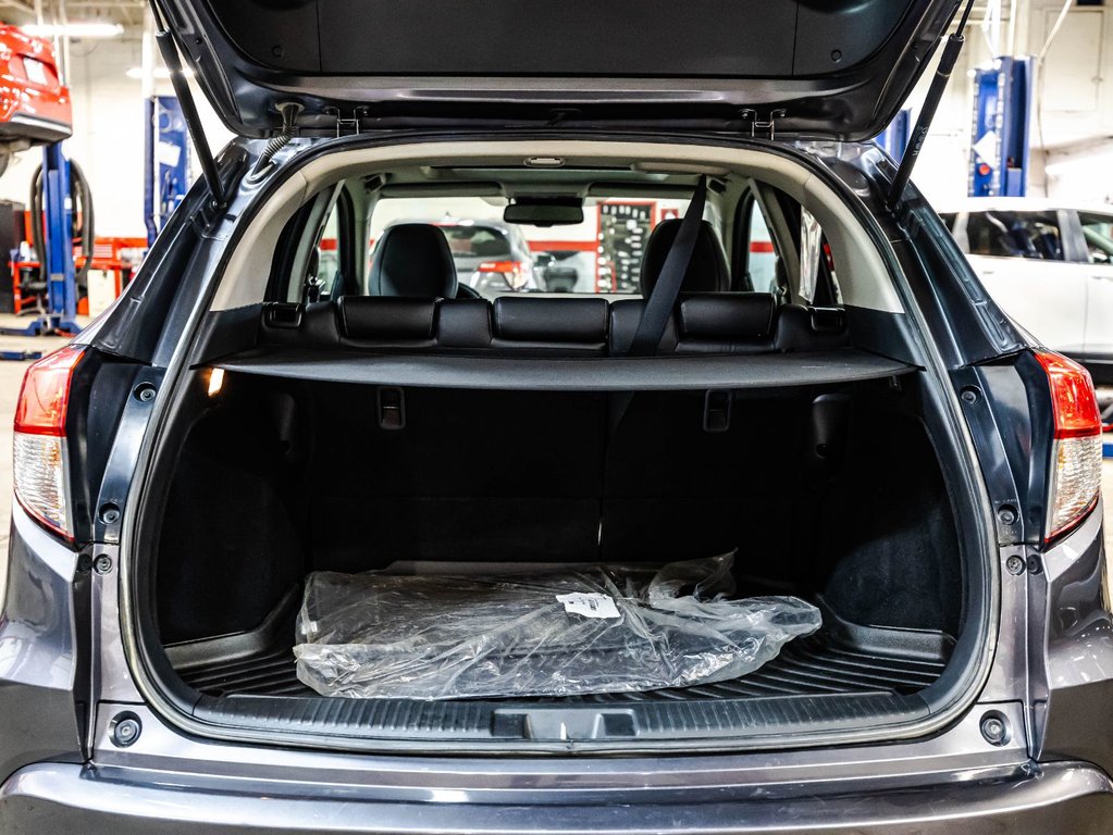 2022 Honda HR-V Touring in , Quebec - 16 - w1024h768px
