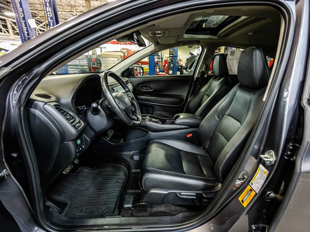 2022 Honda HR-V Touring in , Quebec - 20 - w1024h768px