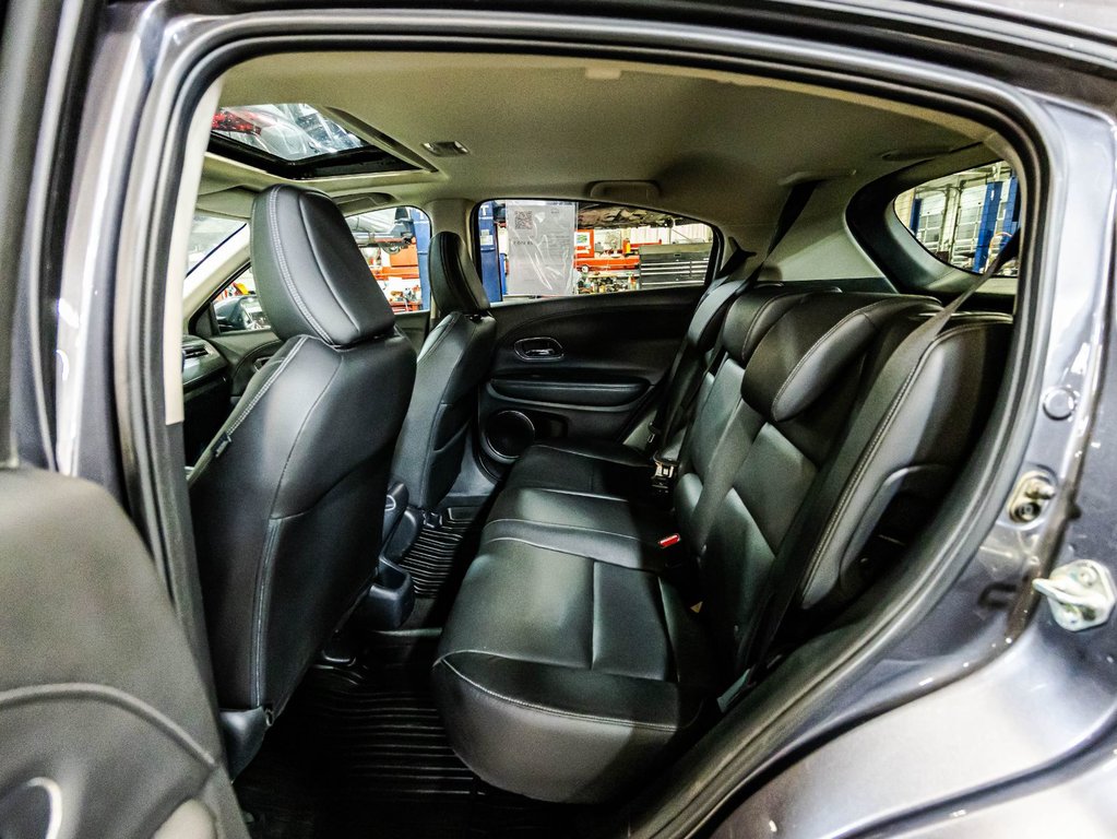 2022 Honda HR-V Touring in , Quebec - 13 - w1024h768px