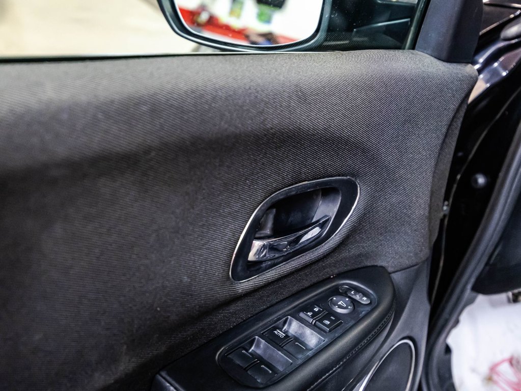 2022 Honda HR-V Sport in Montréal, Quebec - 12 - w1024h768px