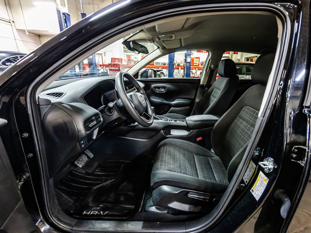 2023 Honda HR-V LX in Montréal, Quebec - 18 - w1024h768px