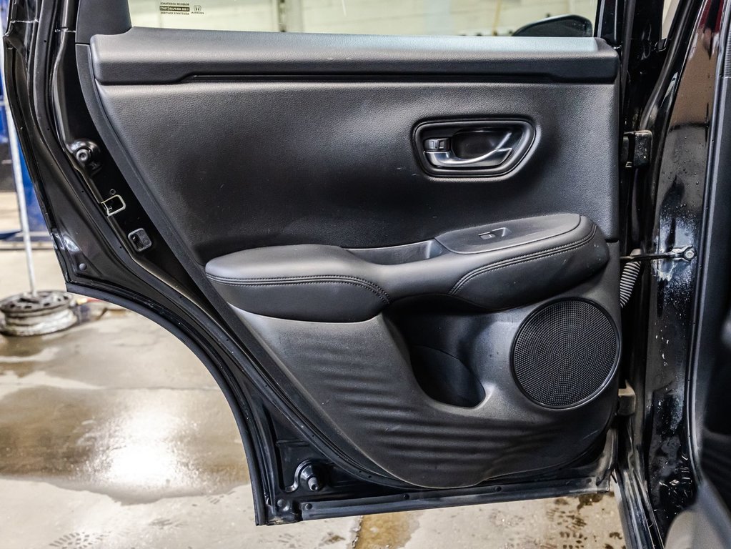 2023 Honda HR-V LX in Montréal, Quebec - 12 - w1024h768px