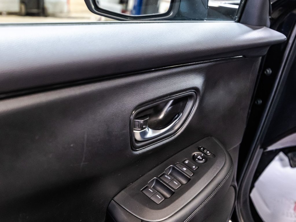 2023 Honda HR-V LX in Montréal, Quebec - 11 - w1024h768px