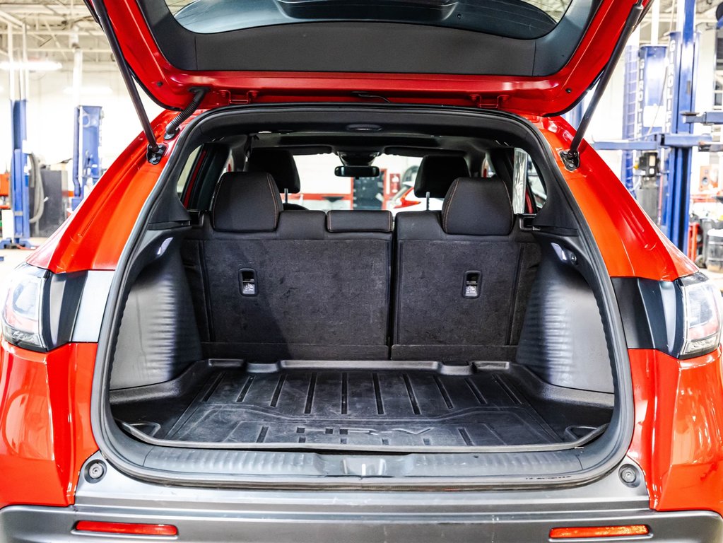 Honda HR-V Sport 2023 à , Québec - 15 - w1024h768px