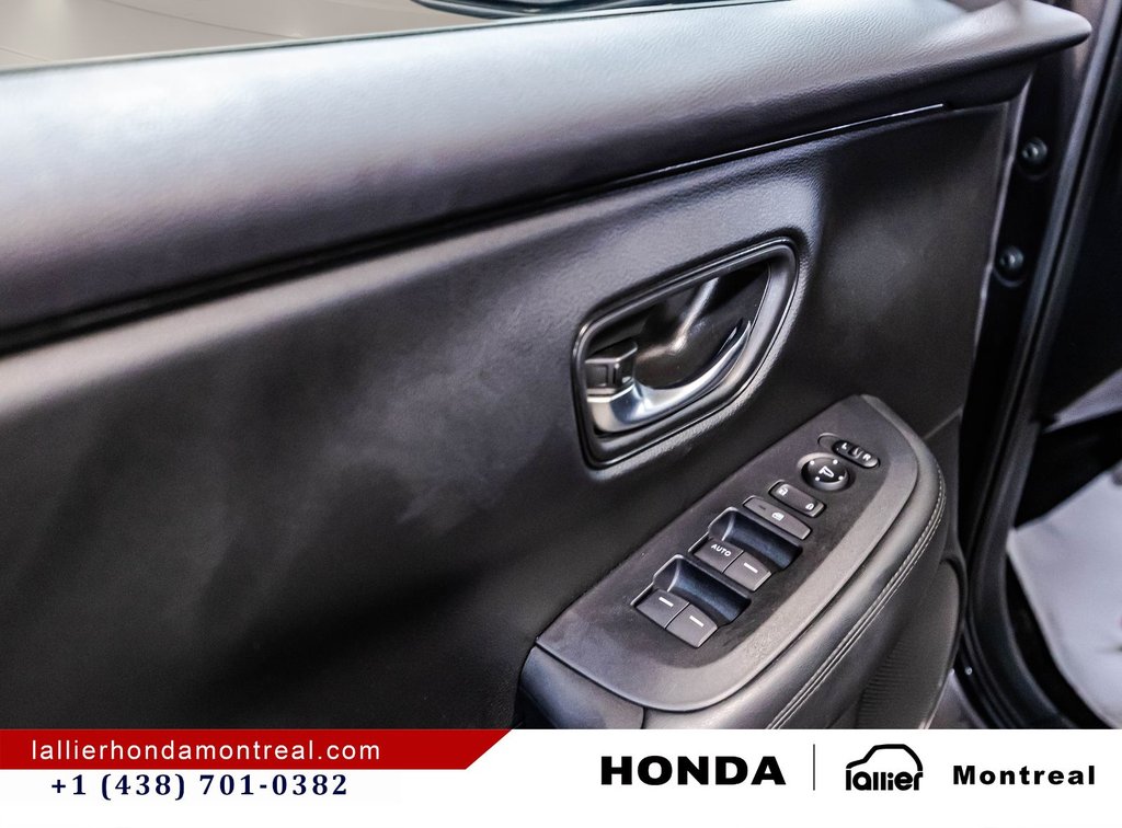 Honda HR-V LX 2023 à Montréal, Québec - 11 - w1024h768px