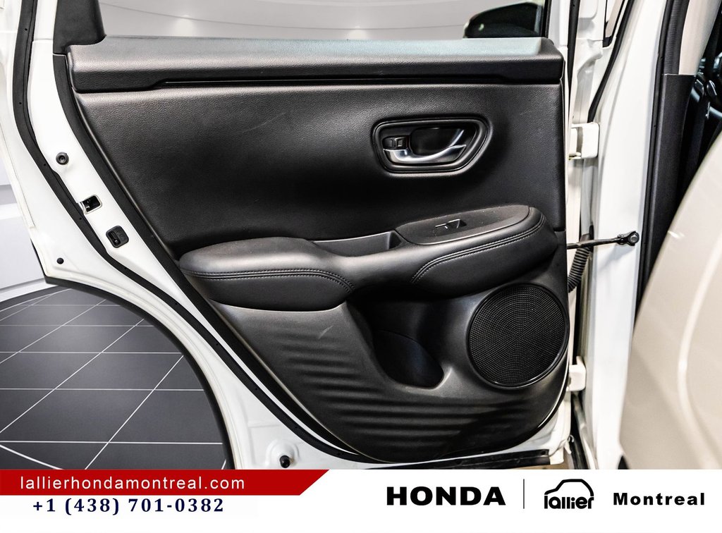 2023 Honda HR-V LX in Montréal, Quebec - 12 - w1024h768px
