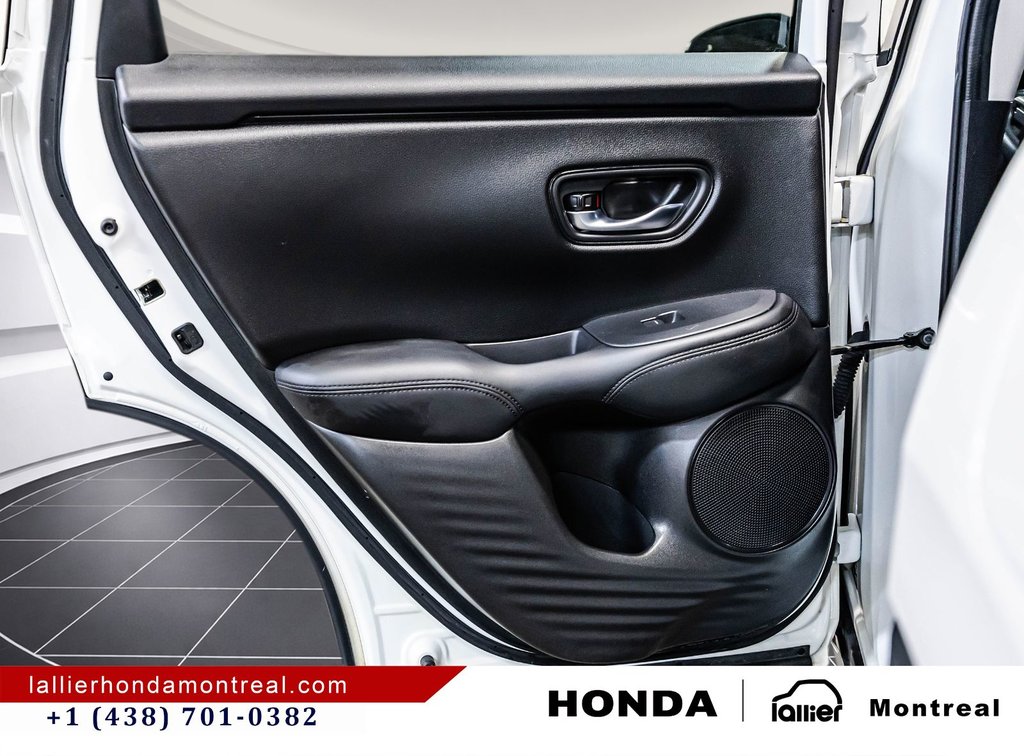 2023 Honda HR-V LX in Montréal, Quebec - 12 - w1024h768px