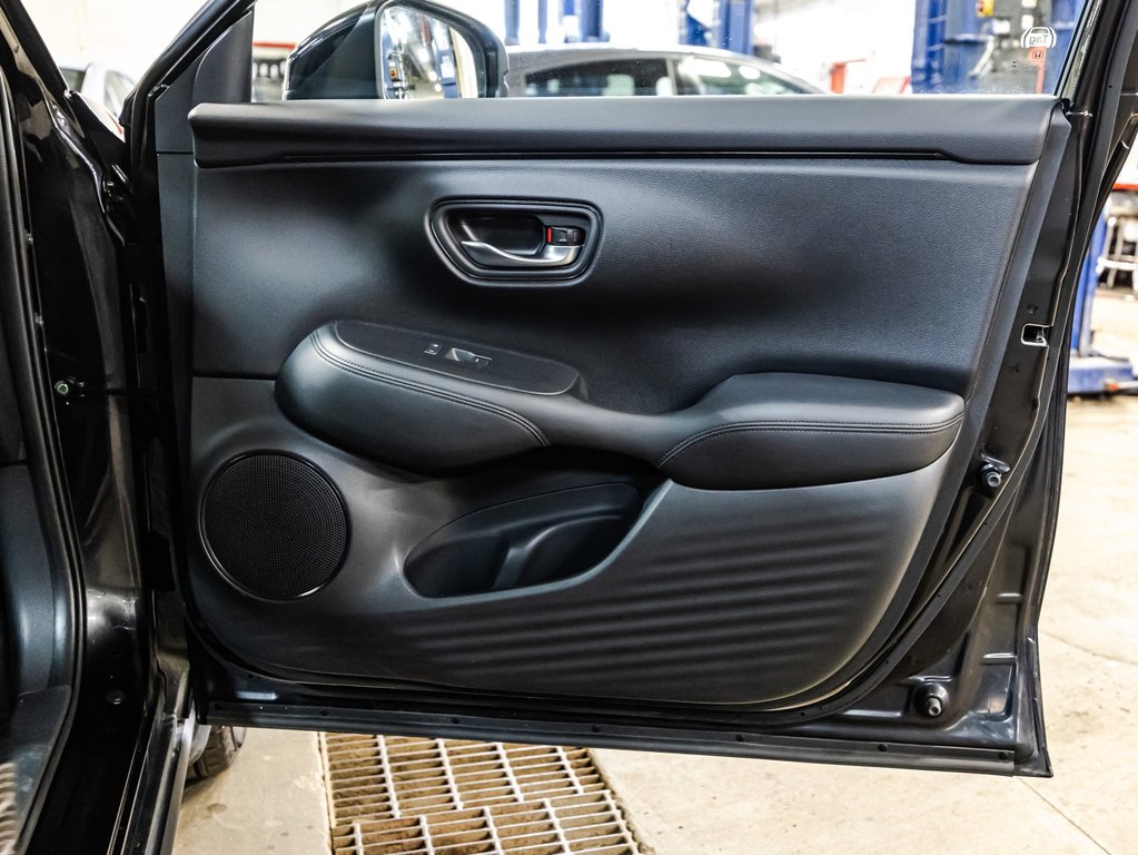 Honda HR-V LX-B 2024 à Montréal, Québec - 16 - w1024h768px