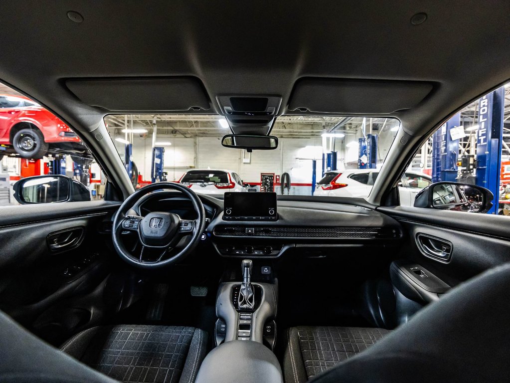 Honda HR-V LX-B 2024 à , Québec - 14 - w1024h768px