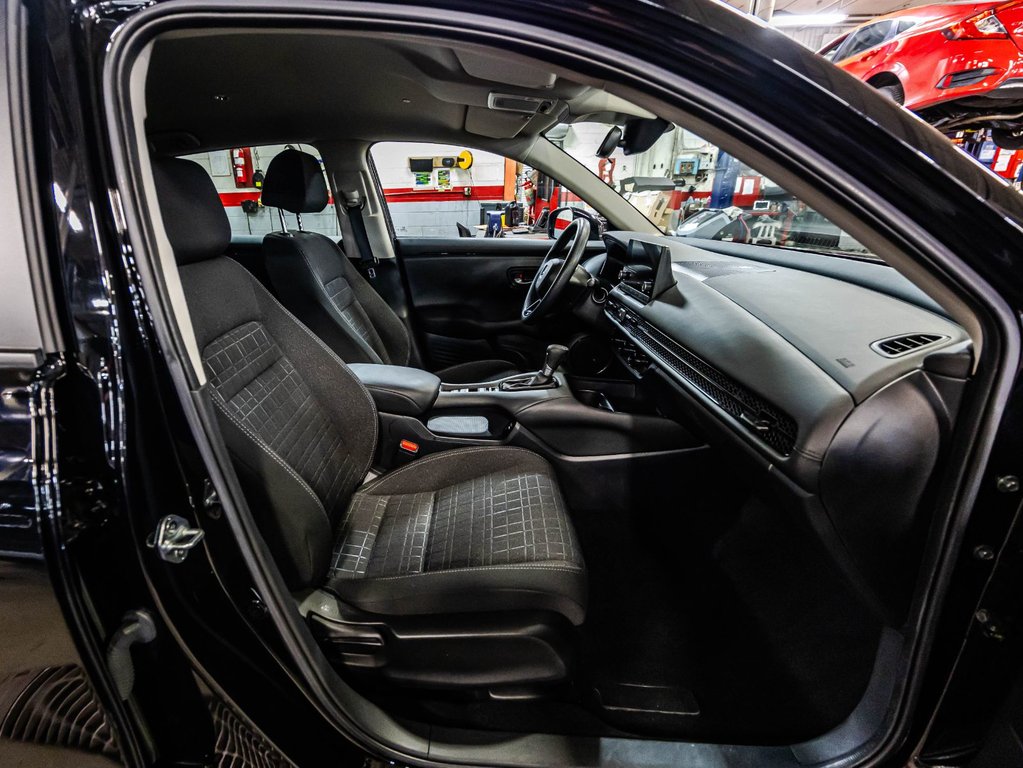 Honda HR-V LX-B 2024 à , Québec - 17 - w1024h768px