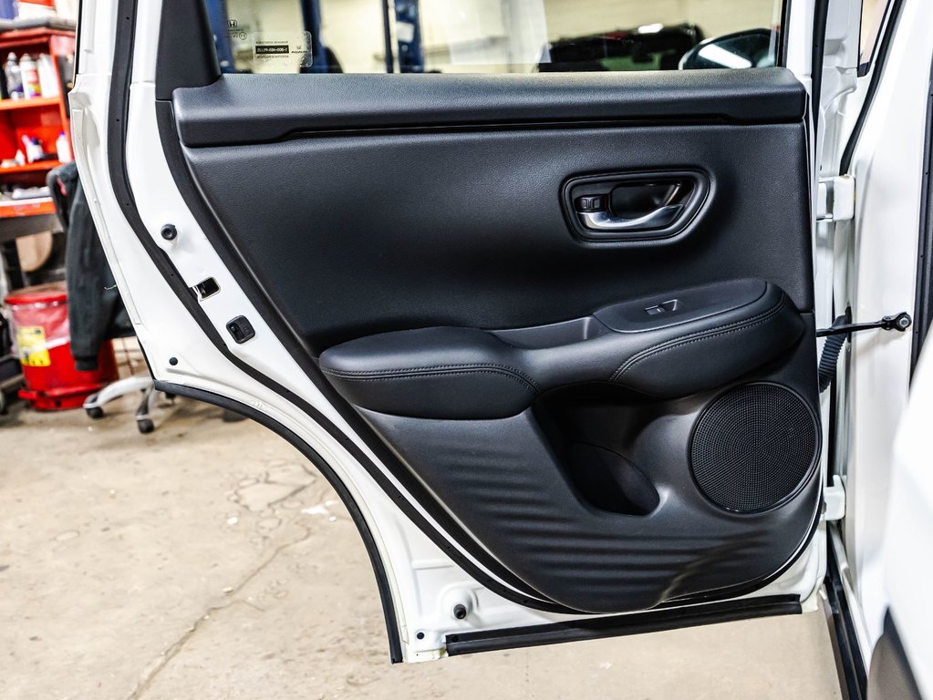 2024 Honda HR-V LX-B in Montréal, Quebec - 12 - w1024h768px