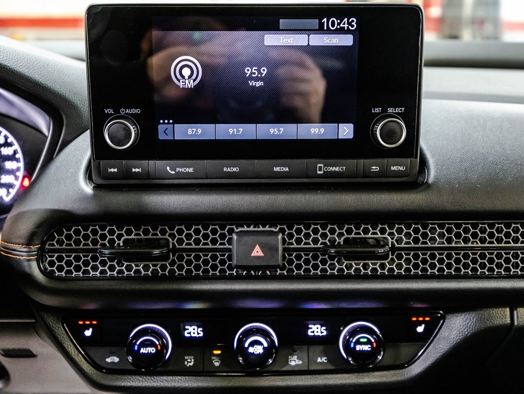 2024 Honda HR-V Sport-B in Montréal, Quebec - 24 - w1024h768px