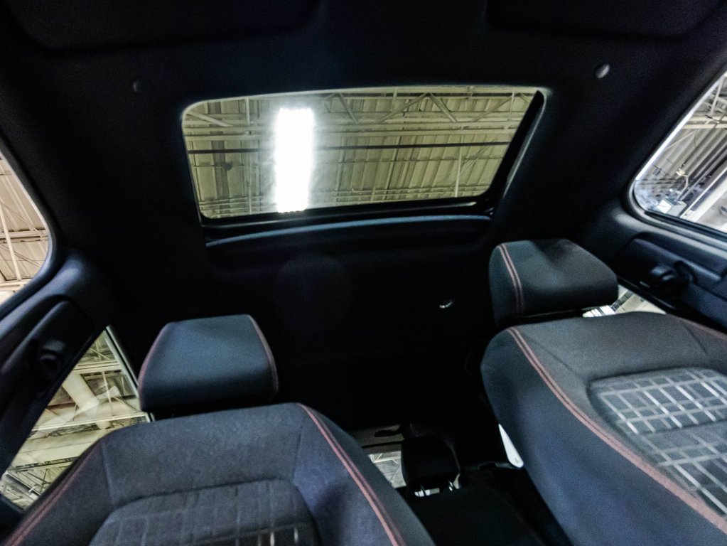 2024 Honda HR-V Sport-B in Montréal, Quebec - 18 - w1024h768px