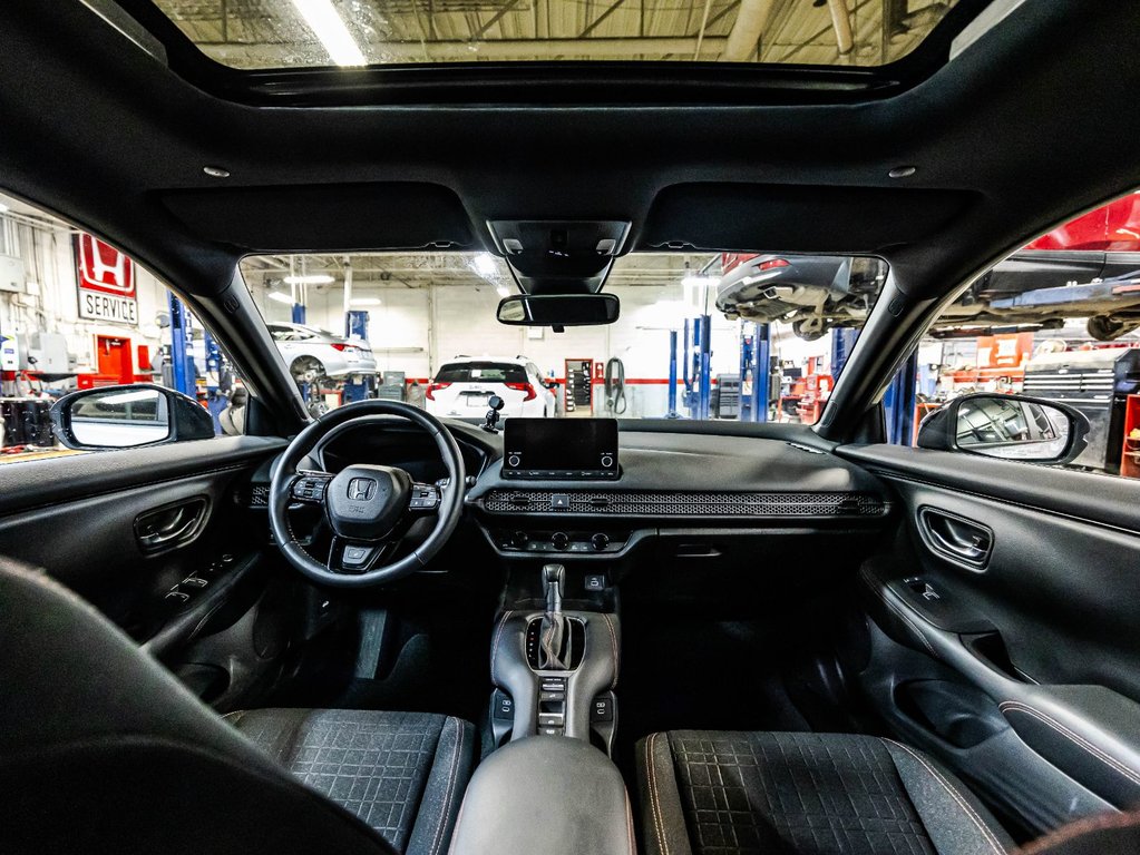 Honda HR-V Sport-B 2024 à Montréal, Québec - 14 - w1024h768px
