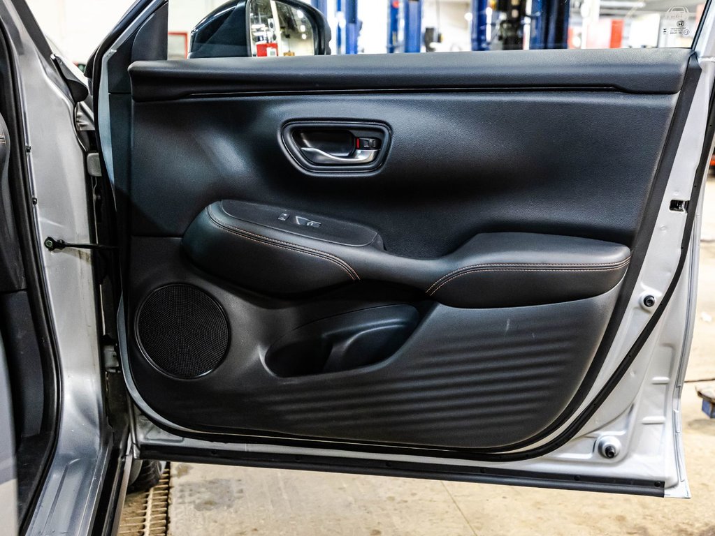 Honda HR-V Sport-B 2024 à Montréal, Québec - 16 - w1024h768px