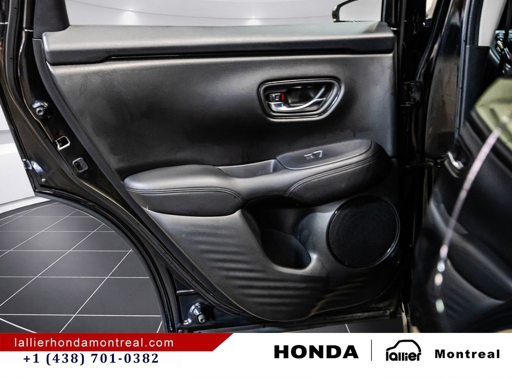 Honda HR-V LX-B 2024 à Montréal, Québec - 12 - w1024h768px