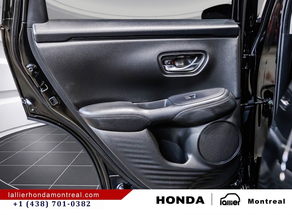 2025 Honda HR-V LX in Montréal, Quebec - 12 - w1024h768px