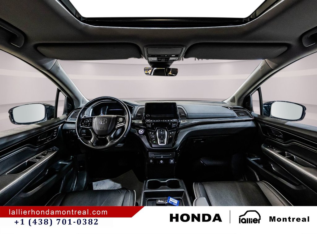 2024 Honda Odyssey Touring in Montréal, Quebec - 13 - w1024h768px